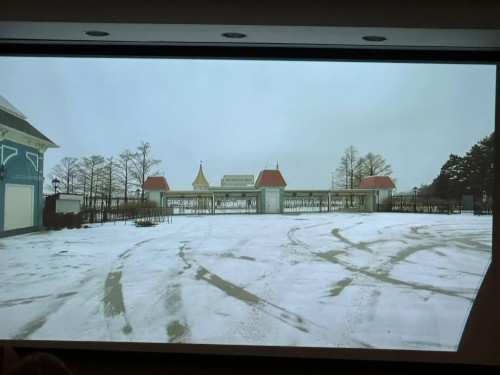 carousel plaza.jpg